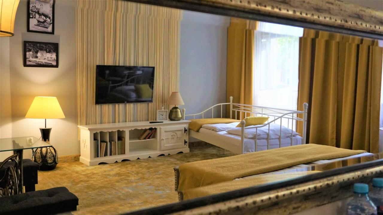 Explorer B&B Old Town Rooms & Apartment #Don'T Be A Tourist, Be An Explorer! Poznan Exterior foto